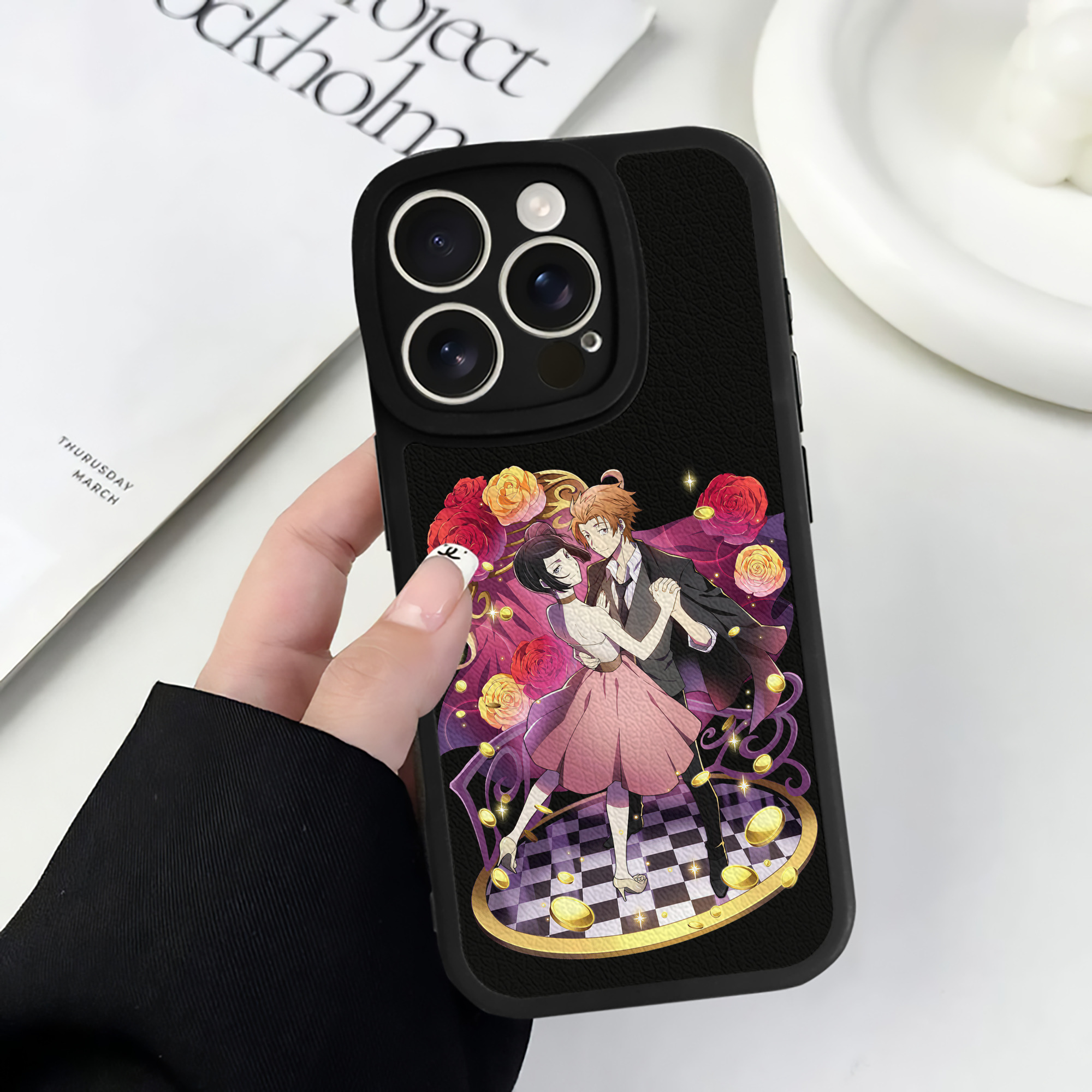 （画像用） 文豪ストレイドッグス Bungo Stray Dogs 【iPhone 16シリーズ対応】シリコンスマホケース（レザー調） 材質：シリコン